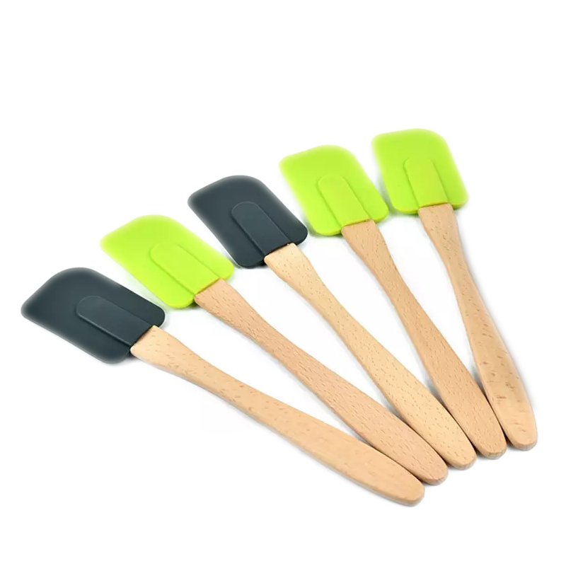 Silicone spatula with wooden handle